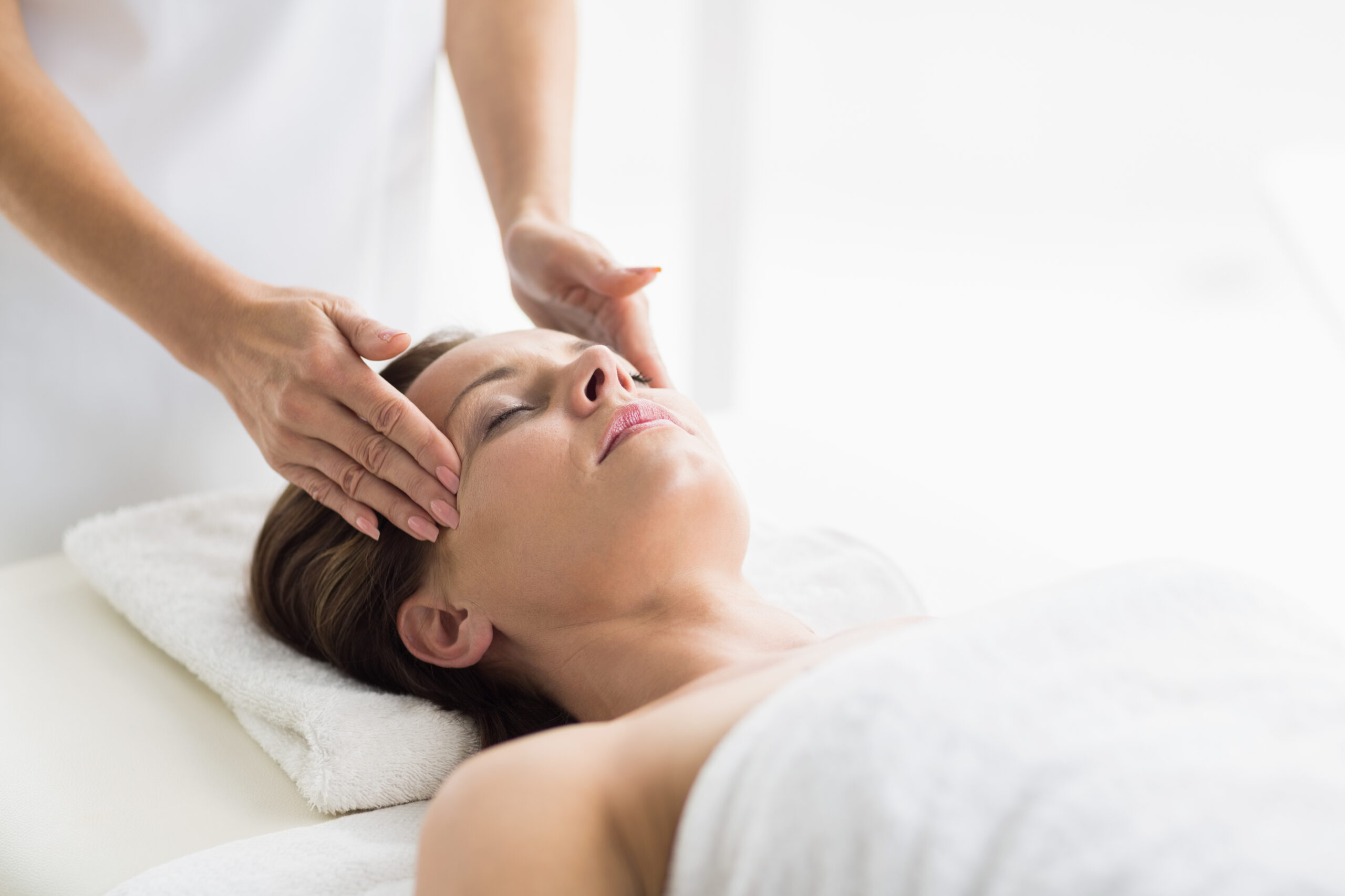 A lady taking a therapy session for stress